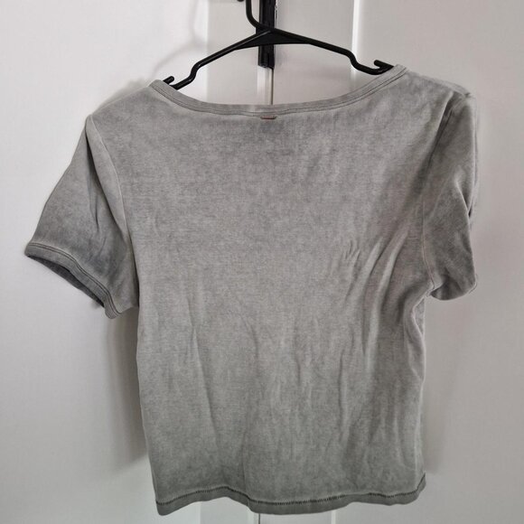 Grey khaki Victoria's Secret Pink cropped tee #VS - Picture 4 of 4